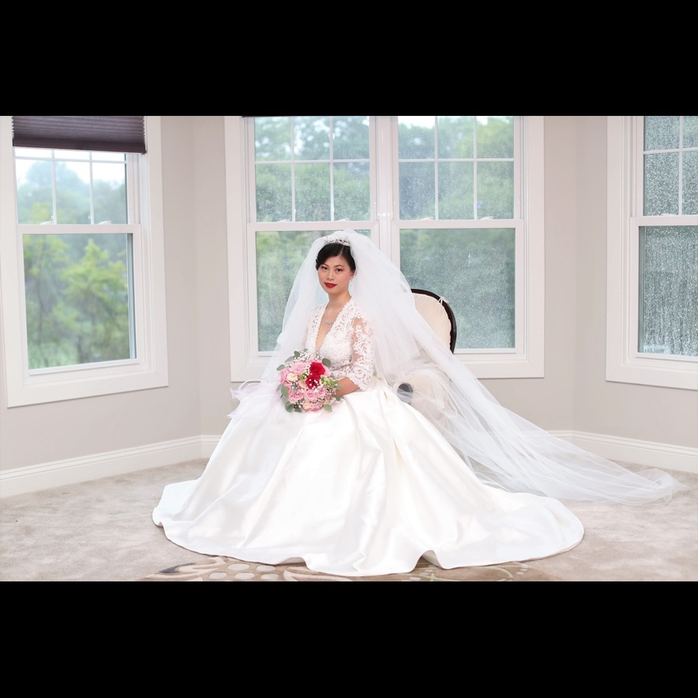 Elegant Rice-white Wedding Gown